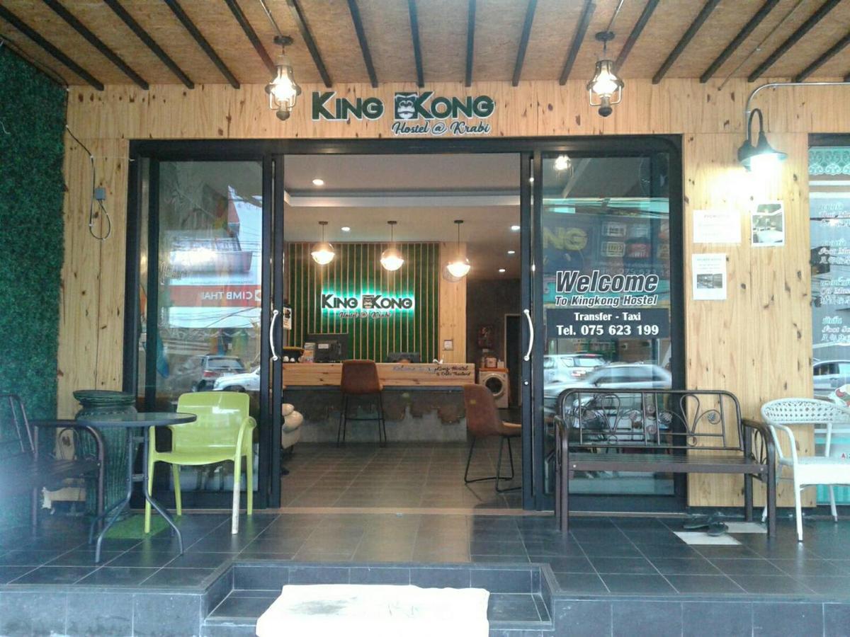 King Kong Hostel At Krabi By Eksteriør billede